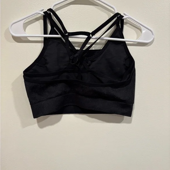 Gymshark Black Strappy Sports Bra - Picture 3 of 5